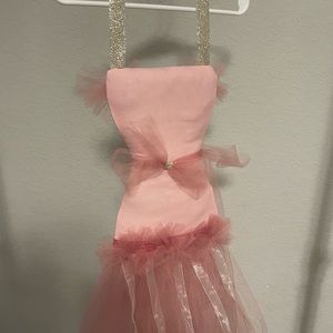 Pink tutu bow holder